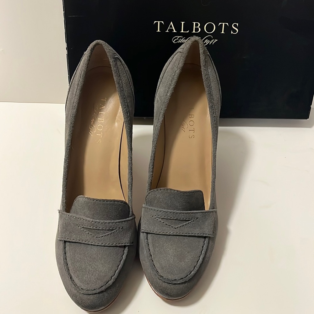 Talbots Grey Suede Heel - Picture 4 of 7